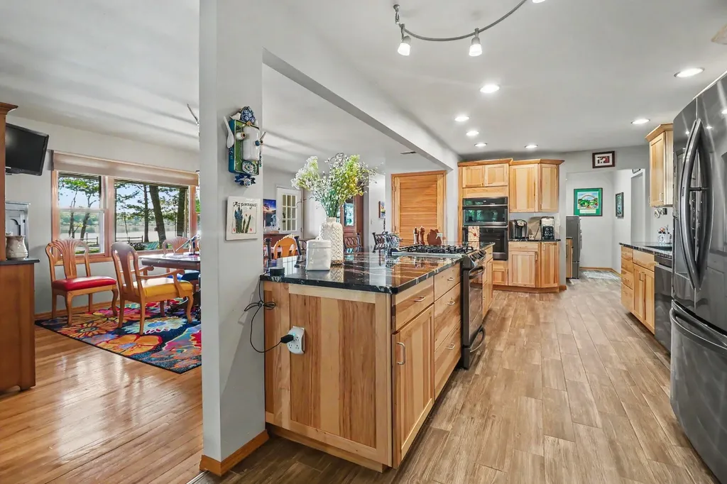 7399 S Lakeshore Drive Summit Township MI 49449