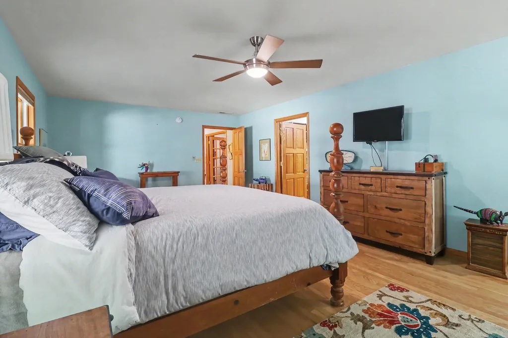 7399 S Lakeshore Drive Summit Township MI 49449