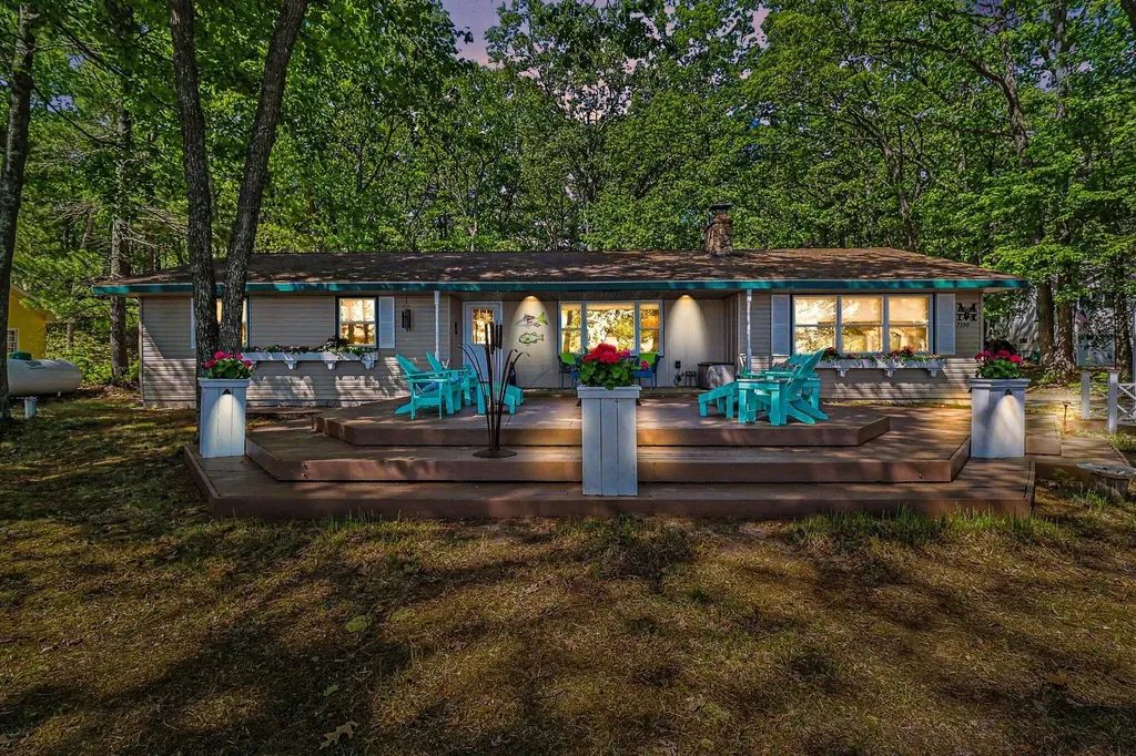 7399 S Lakeshore Drive Summit Township MI 49449
