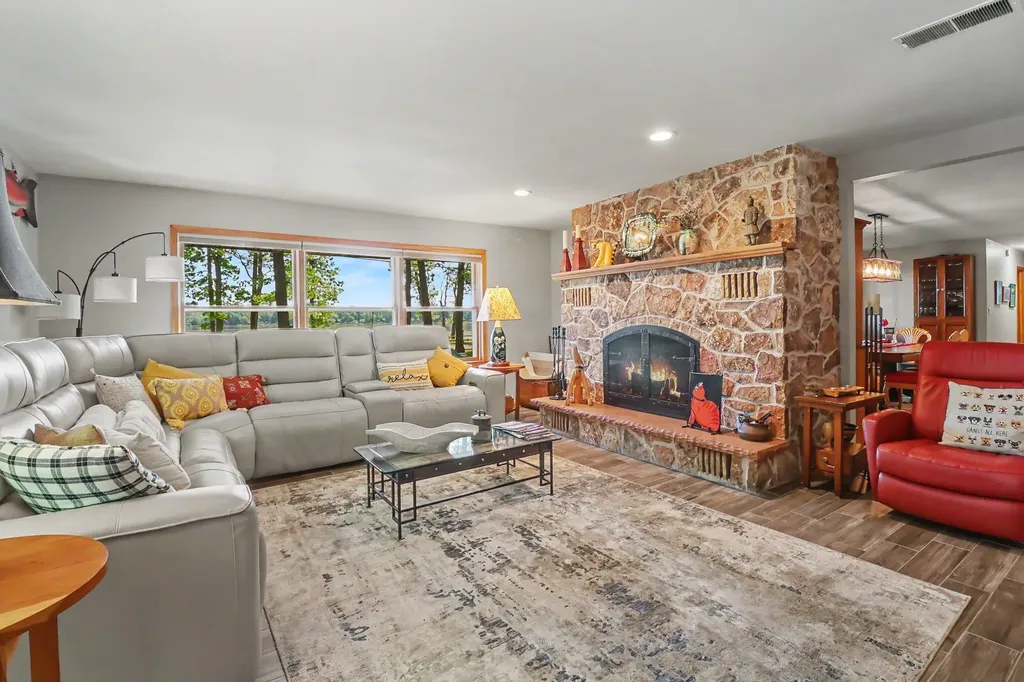 7399 S Lakeshore Drive Summit Township MI 49449