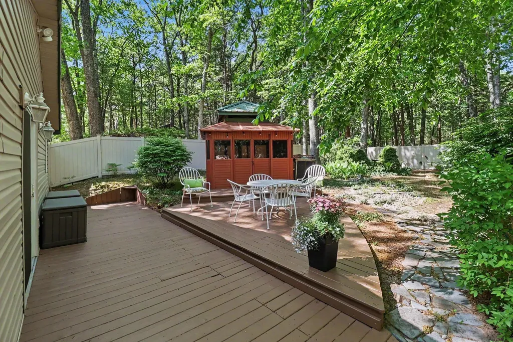 7399 S Lakeshore Drive Summit Township MI 49449