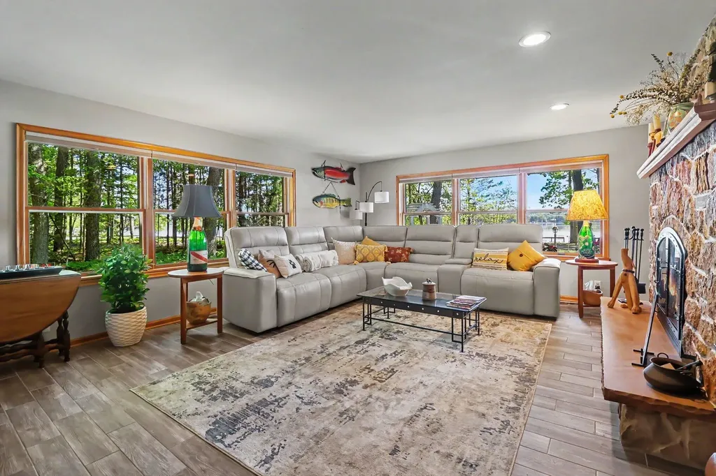 7399 S Lakeshore Drive Summit Township MI 49449