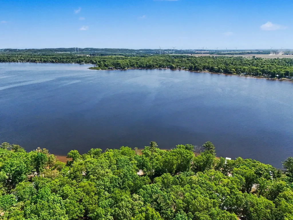 7399 S Lakeshore Drive Summit Township MI 49449