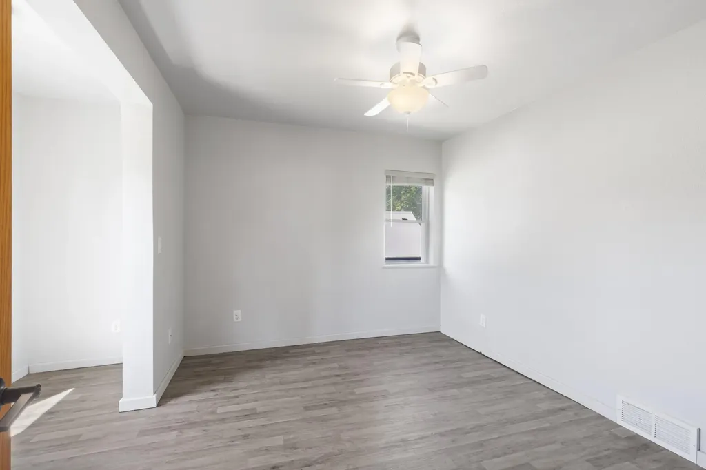 14641 Thompson Avenue Unknown City MI 49683