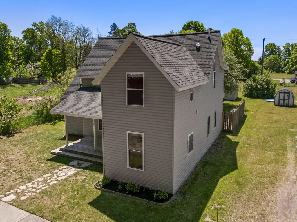 14641 Thompson Avenue Unknown City MI 49683