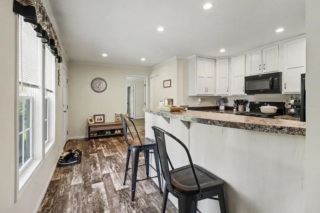 2860 Trepanier Drive Hamlin Township MI 49431