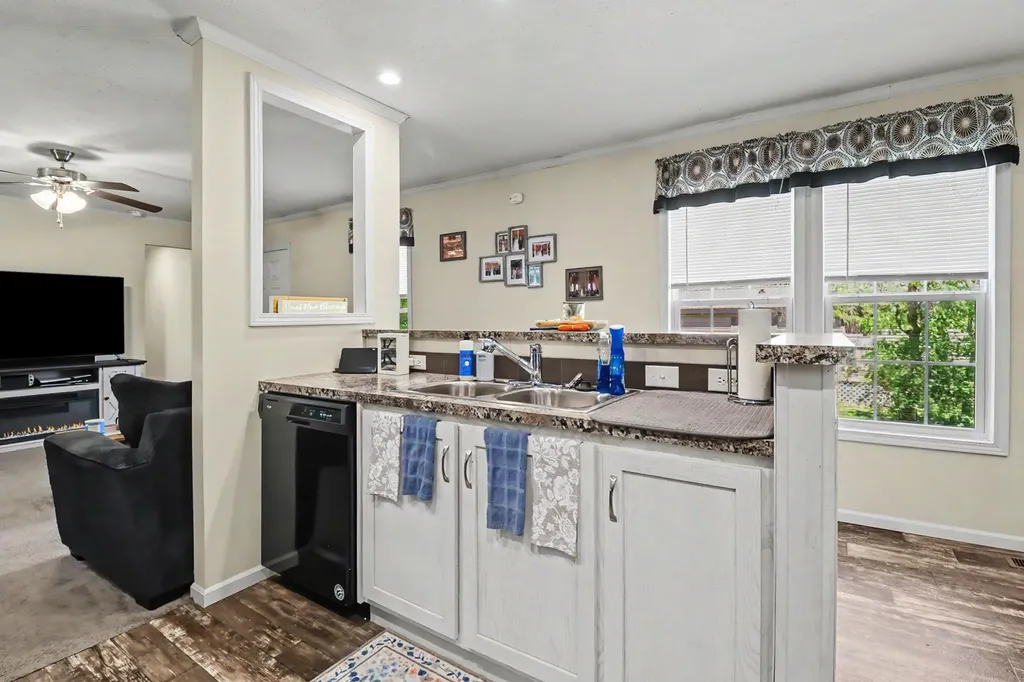 2860 Trepanier Drive Hamlin Township MI 49431