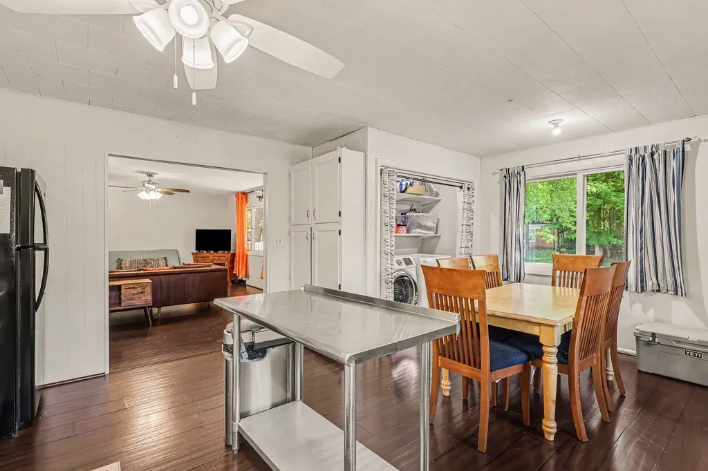 21 N Clymer Street Pentwater Village MI 49449
