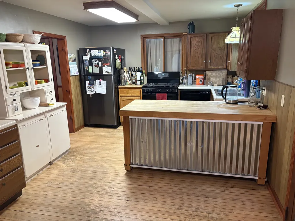 8819 Erdman Road Onekama Township MI 49675