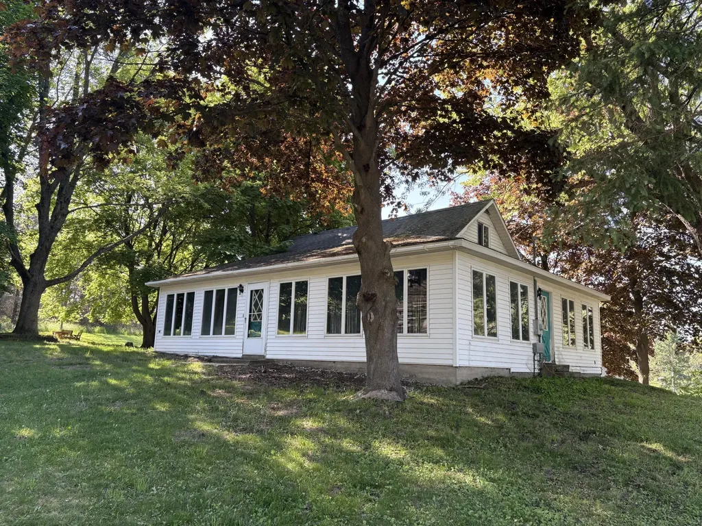 8819 Erdman Road Onekama Township MI 49675