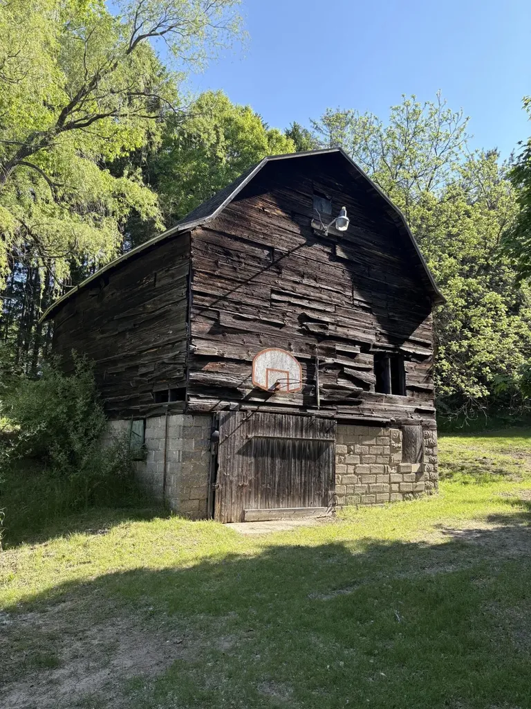 8819 Erdman Road Onekama Township MI 49675