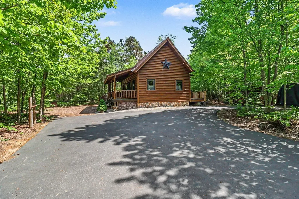 15163 Winding Creek Drive Springdale Township MI 49614