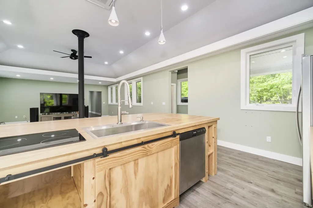 9798 N Slope Drive Onekama Township MI 49675