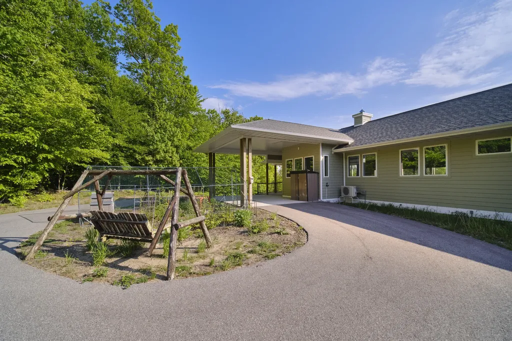 9798 N Slope Drive Onekama Township MI 49675