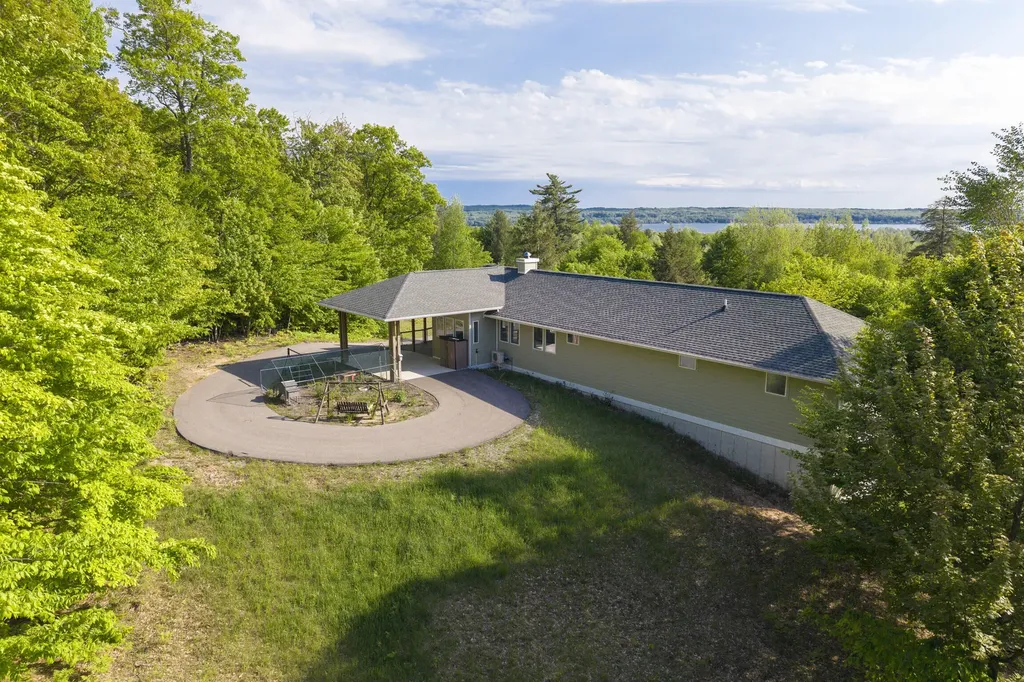 9798 N Slope Drive Onekama Township MI 49675