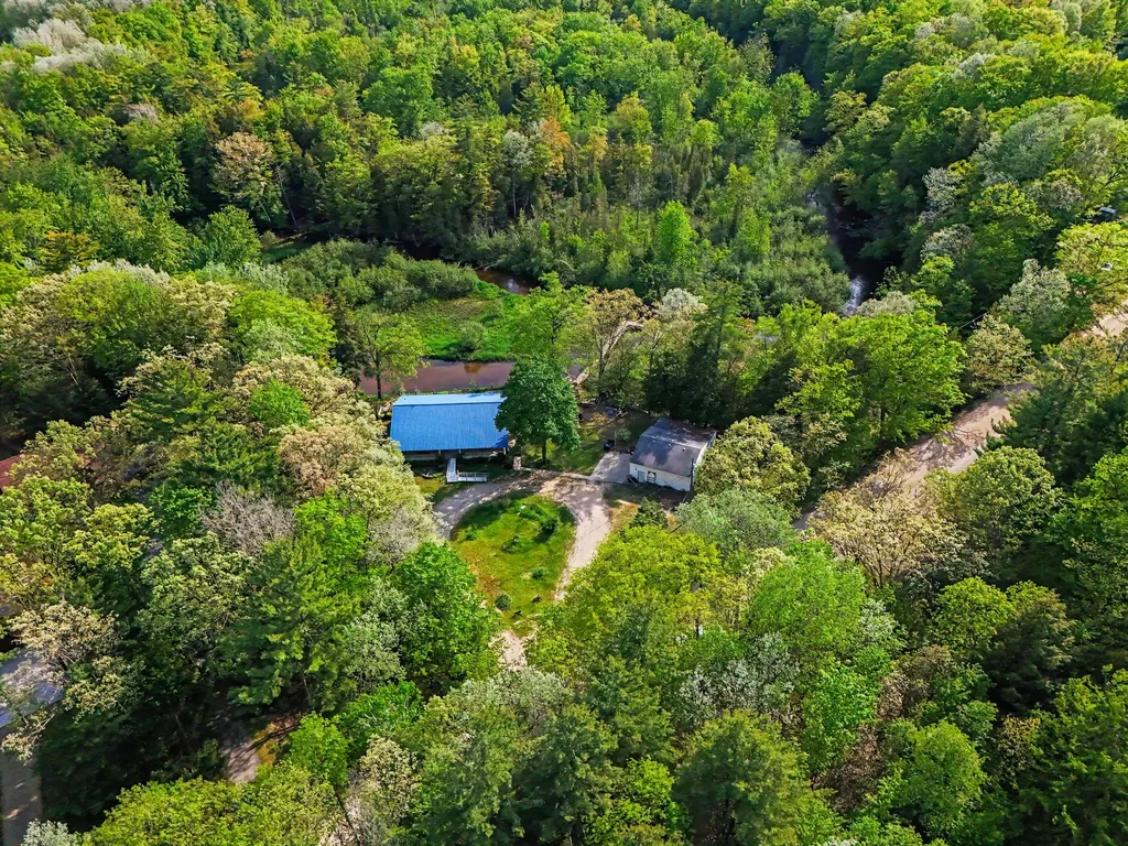 1189 W White Road Unknown City MI 49411