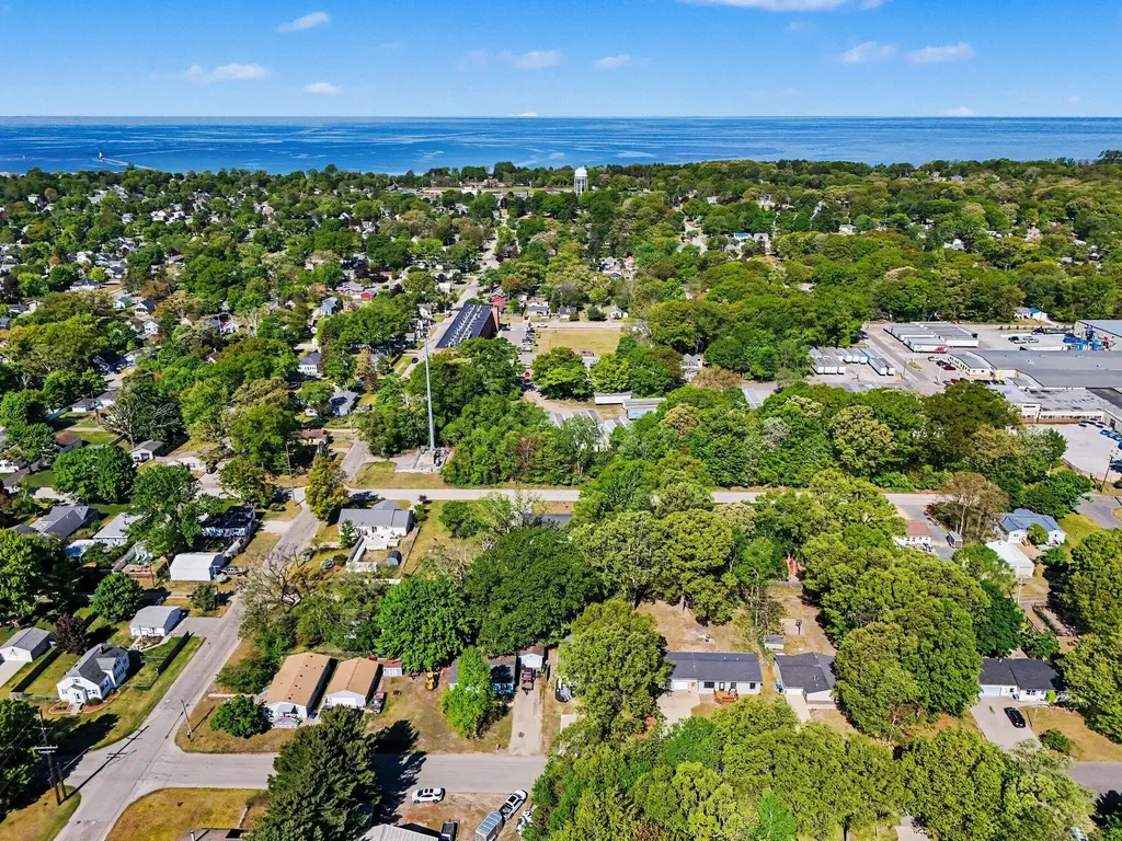 811 N Lavinia Street Ludington City MI 49431