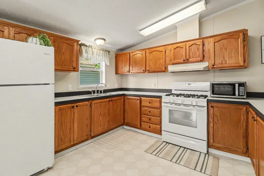 811 N Lavinia Street Ludington City MI 49431