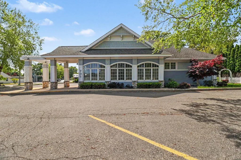 701 N Washington Avenue Ludington City MI 49431