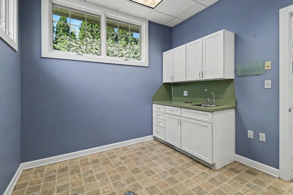 701 N Washington Avenue Ludington City MI 49431