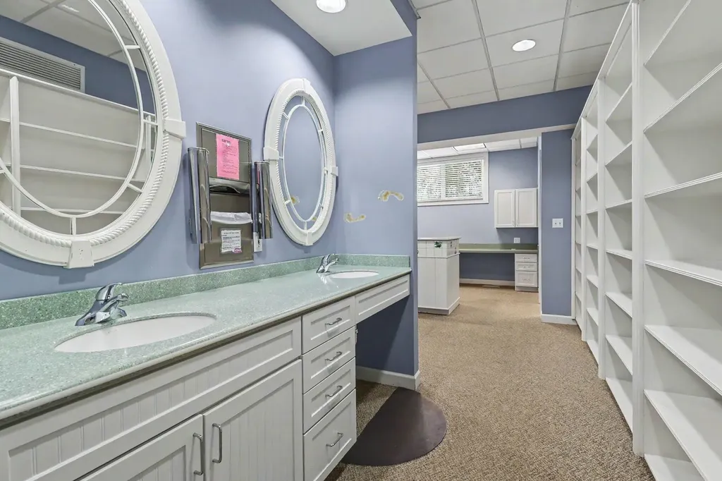 701 N Washington Avenue Ludington City MI 49431