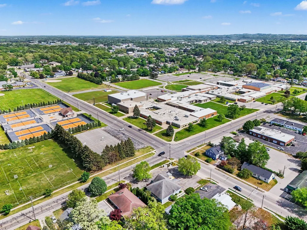 701 N Washington Avenue Ludington City MI 49431
