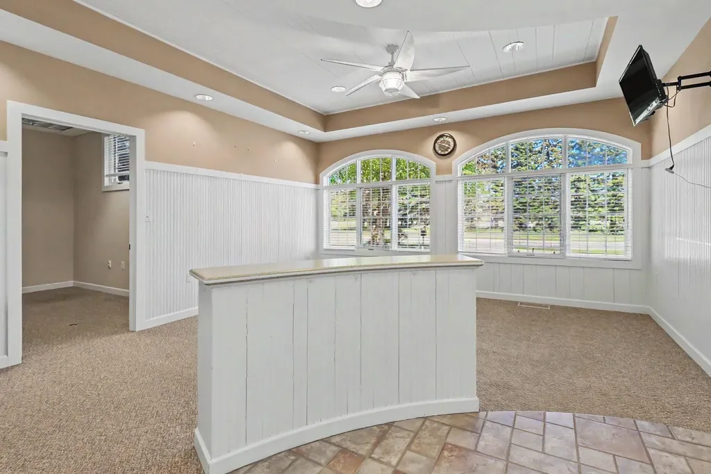 701 N Washington Avenue Ludington City MI 49431