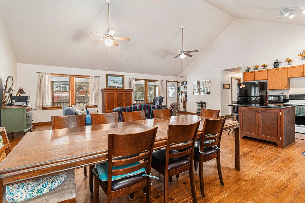 4760 N Lakeshore Road Golden Township MI 49436
