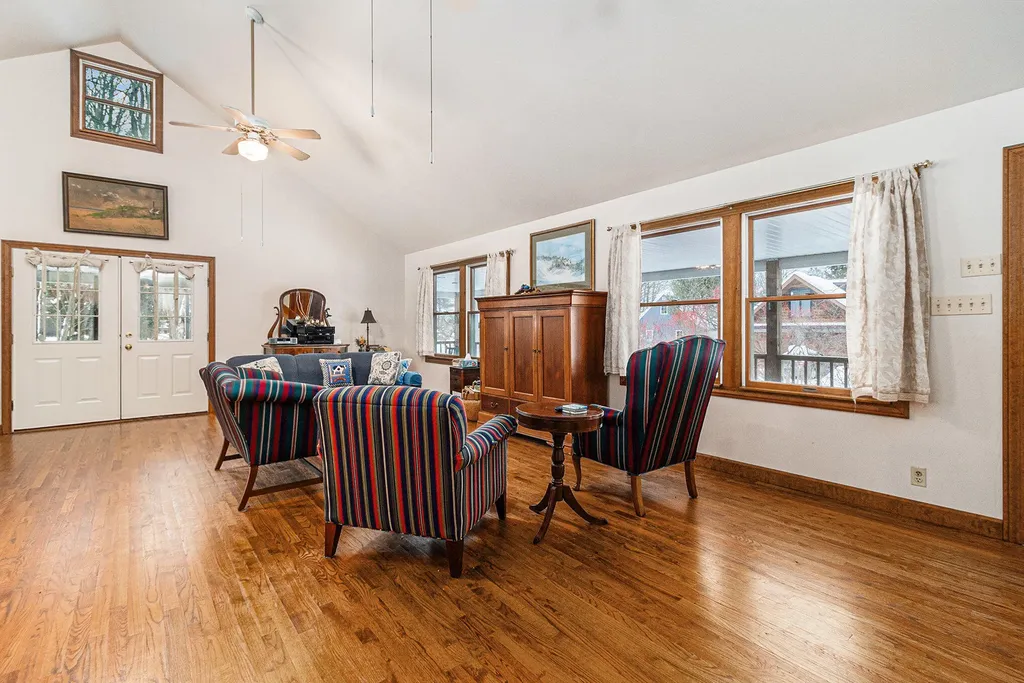 4760 N Lakeshore Road Golden Township MI 49436