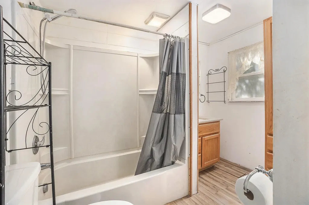 2249 E Ferry Street Ferry Township MI 49455