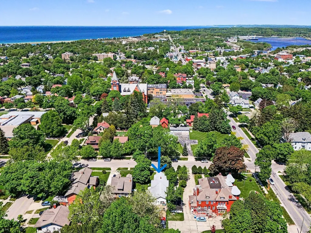 411 5th Street Manistee City MI 49660