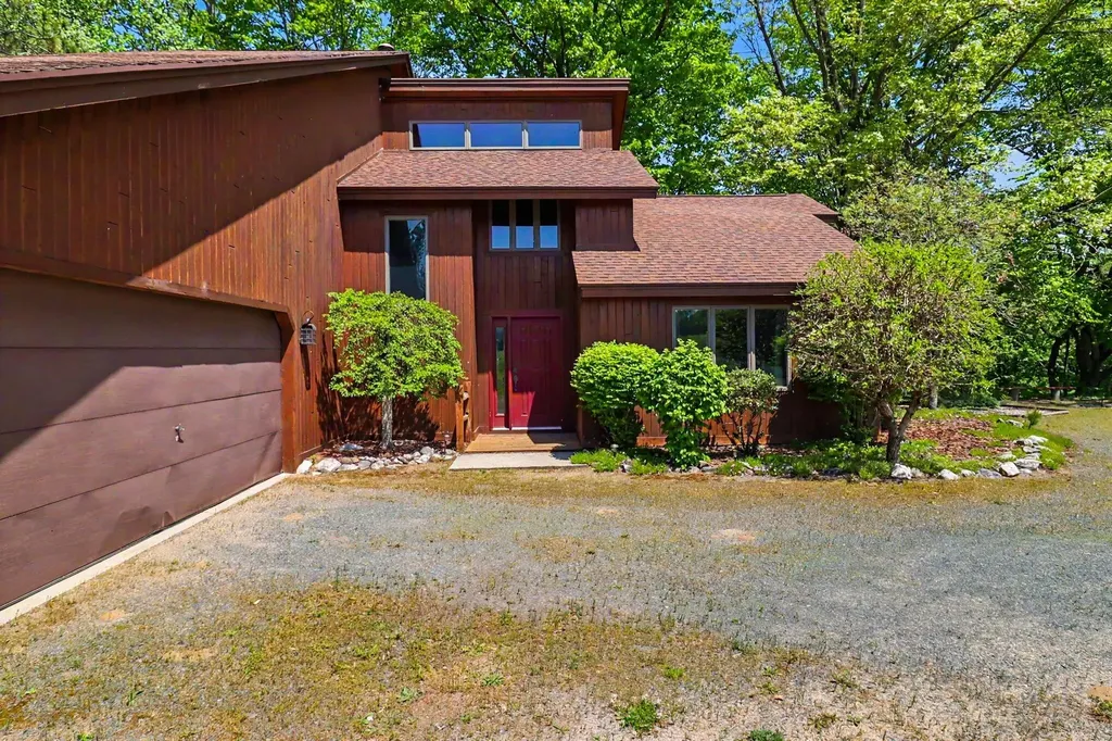 780 E Conrad Road Custer Township MI 49454