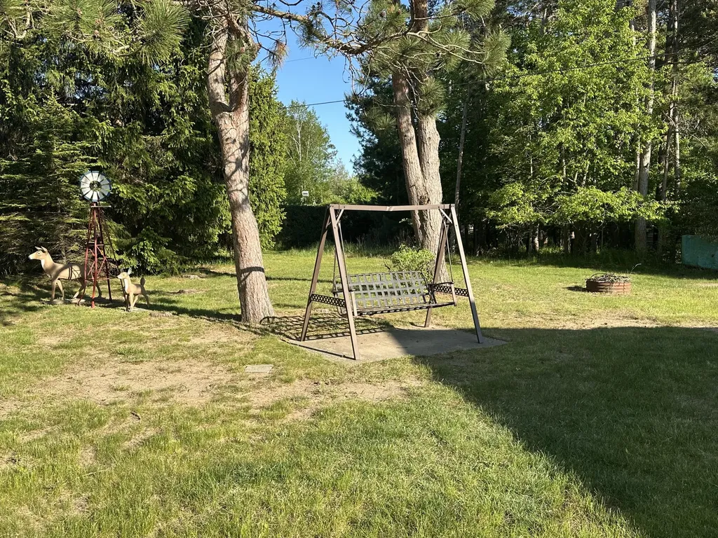 1735 Red Apple Road Filer Charter Township MI 49660