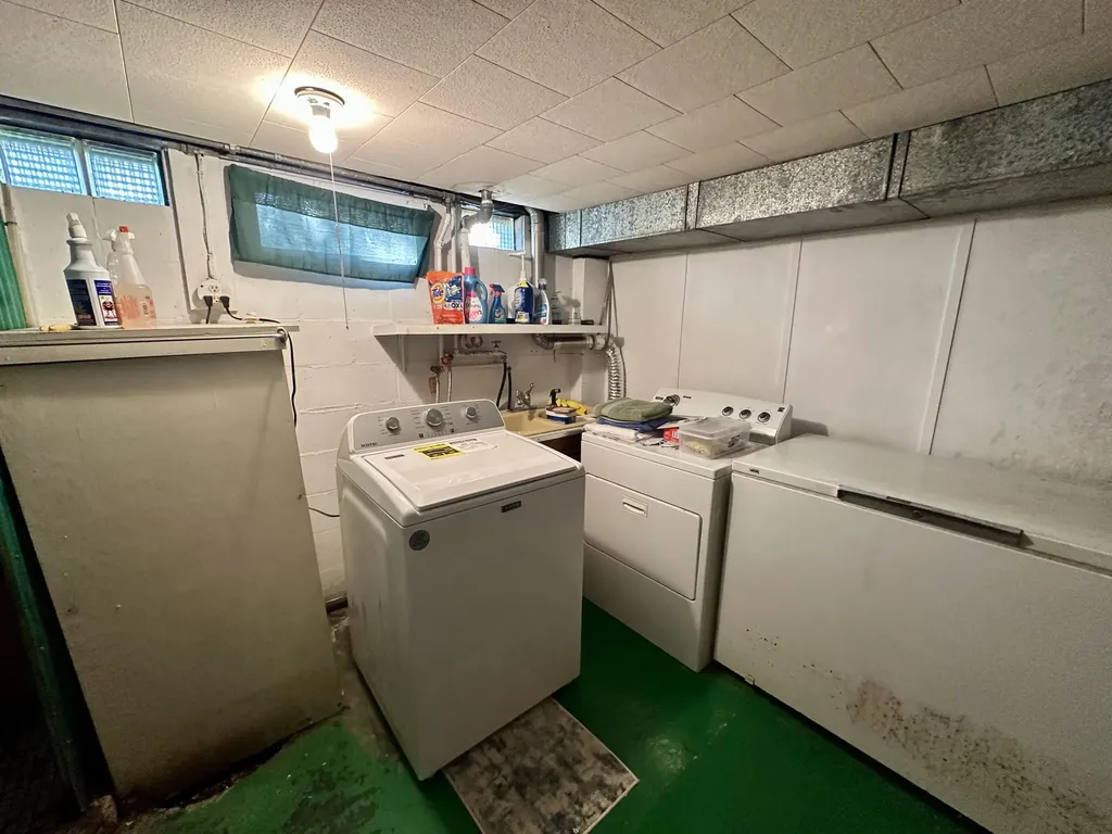 1735 Red Apple Road Filer Charter Township MI 49660