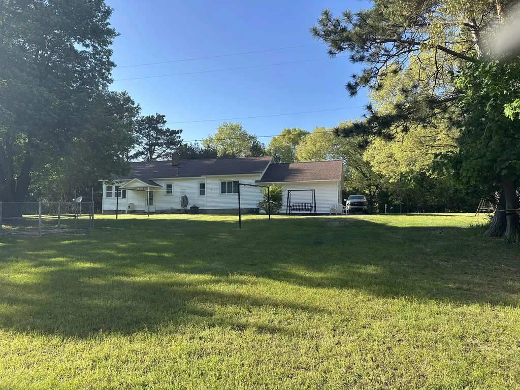 1735 Red Apple Road Filer Charter Township MI 49660