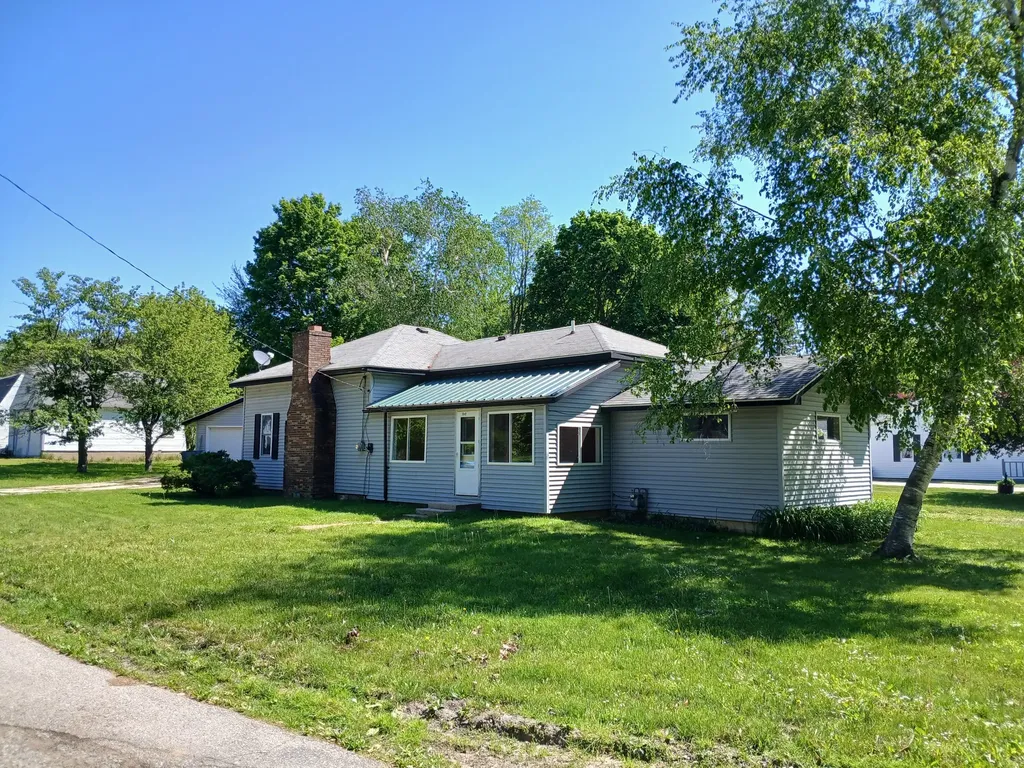 409 S Scott Street Scottville City MI 49454