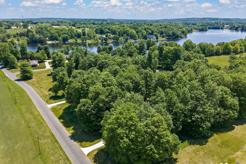 3953 W Harrison Road Hart City MI 49420