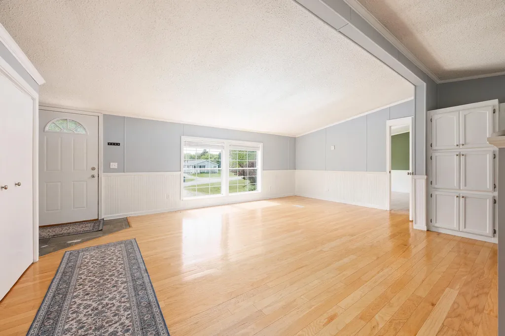 10810 S Orchard Way Unknown City MI 49684