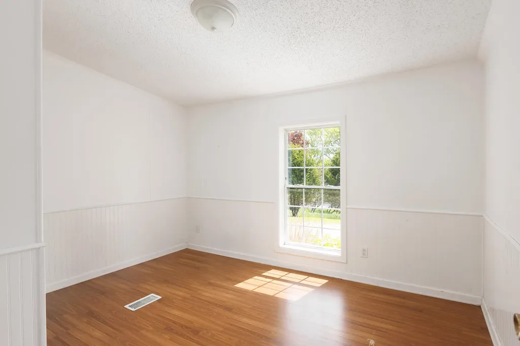 10810 S Orchard Way Unknown City MI 49684