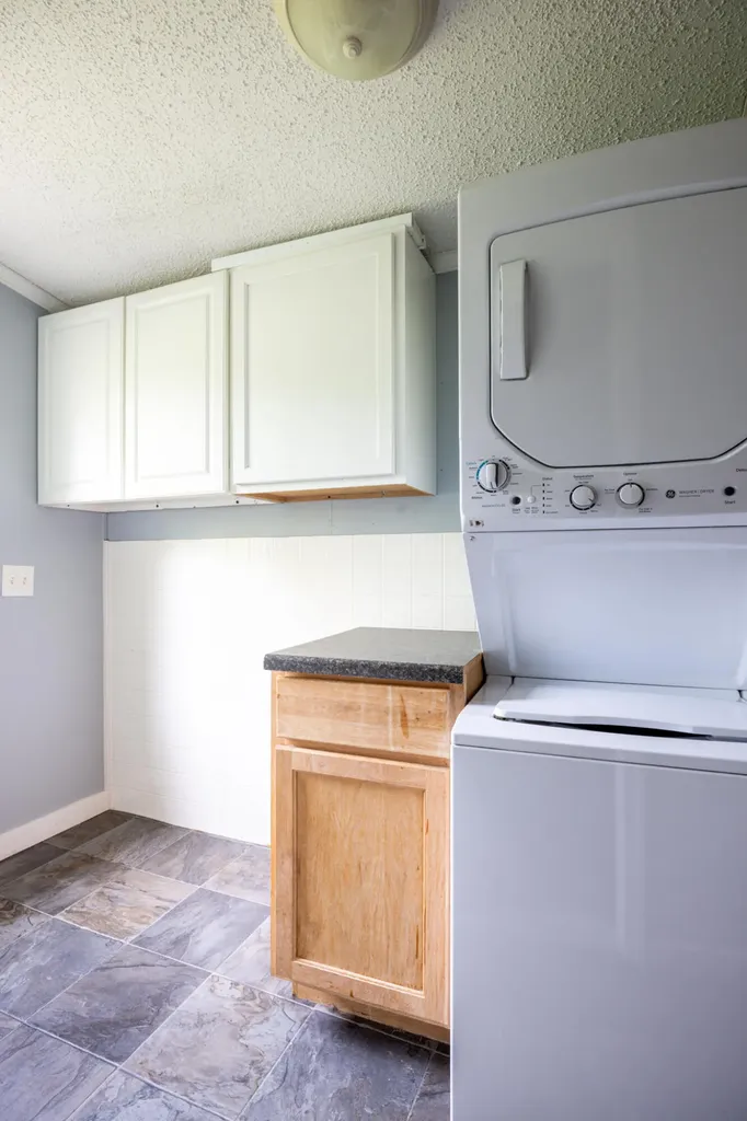 10810 S Orchard Way Unknown City MI 49684