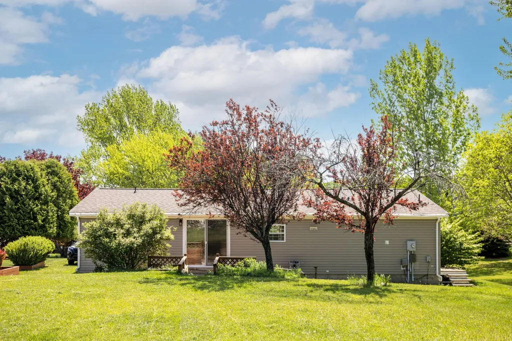 10810 S Orchard Way Unknown City MI 49684
