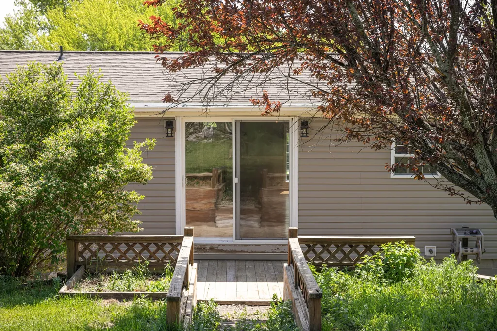 10810 S Orchard Way Unknown City MI 49684