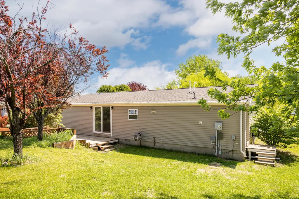 10810 S Orchard Way Unknown City MI 49684
