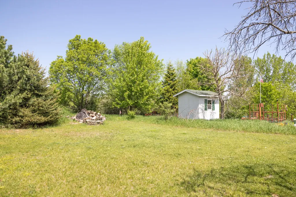 10810 S Orchard Way Unknown City MI 49684