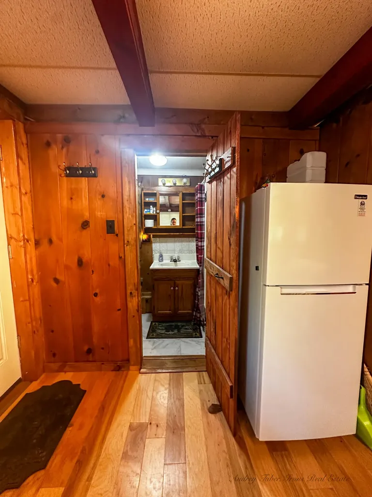8923 W Toma Trail Elk Township MI 49644