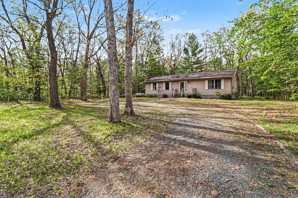 7137 E Catherine Road Branch Township MI 49410