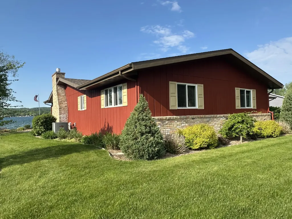4554 Crescent Beach Road Onekama Village MI 49675