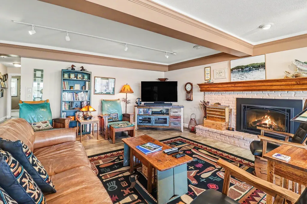 4554 Crescent Beach Road Onekama Village MI 49675