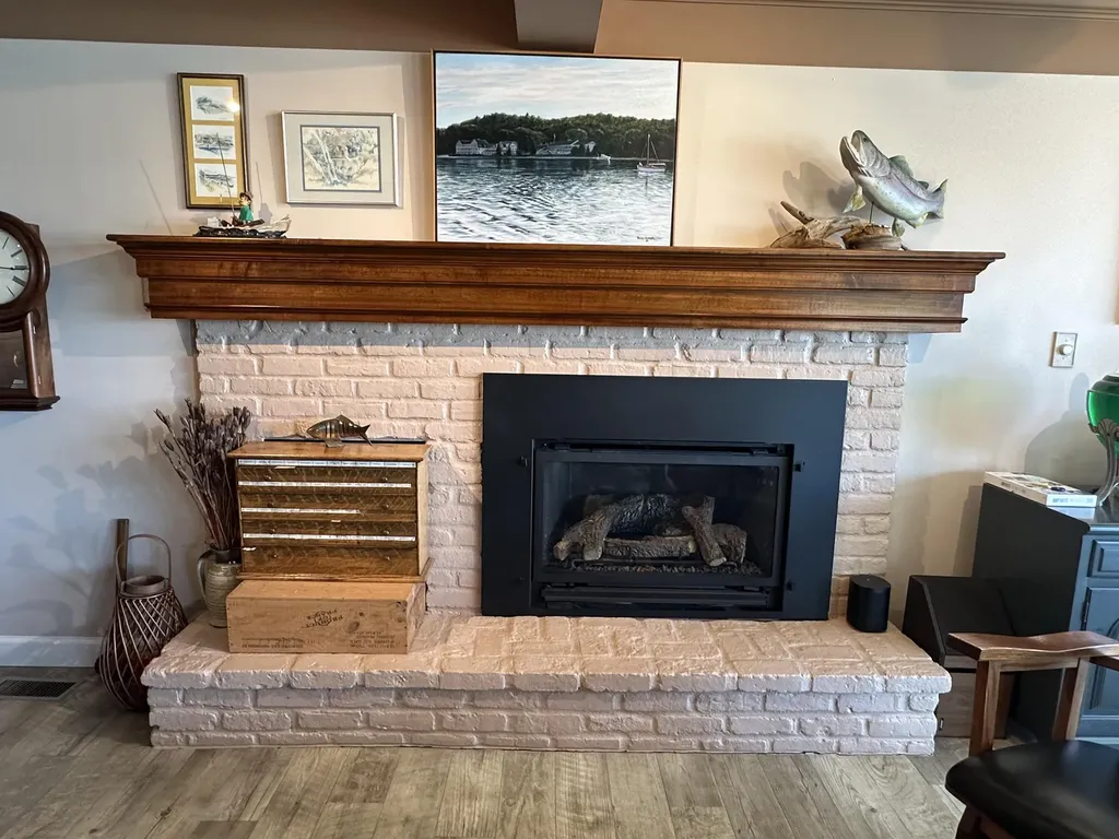 4554 Crescent Beach Road Onekama Village MI 49675