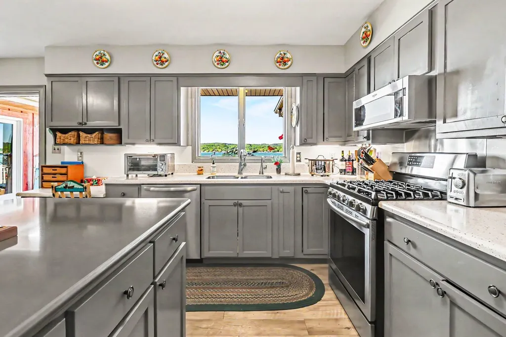 4554 Crescent Beach Road Onekama Village MI 49675